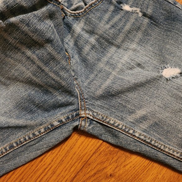 Aeropostale Light Wash Jeans - Picture 11 of 12